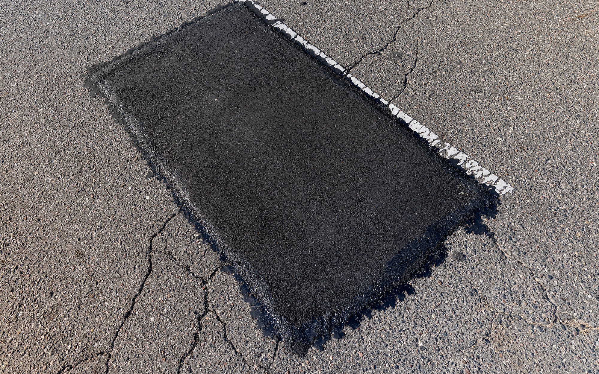 How To Plan Commercial Parking Lot Maintenance That Keeps Your Business Open